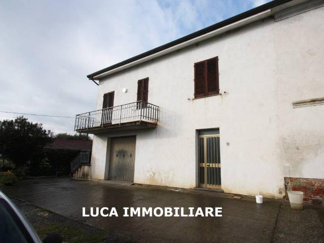 Casa indipendente in vendita a Chiesina Uzzanese PT