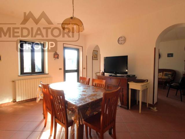 Casa indipendente in vendita a Chiesina Uzzanese PT