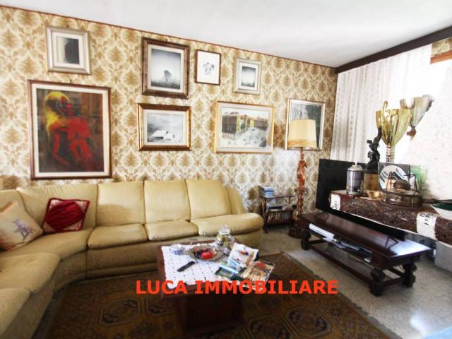 Casa indipendente in vendita a Chiesina Uzzanese PT