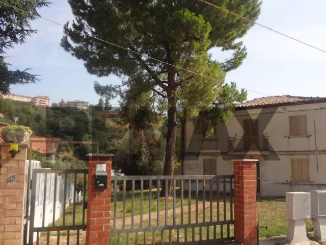 Casa indipendente in vendita a Chieti CH