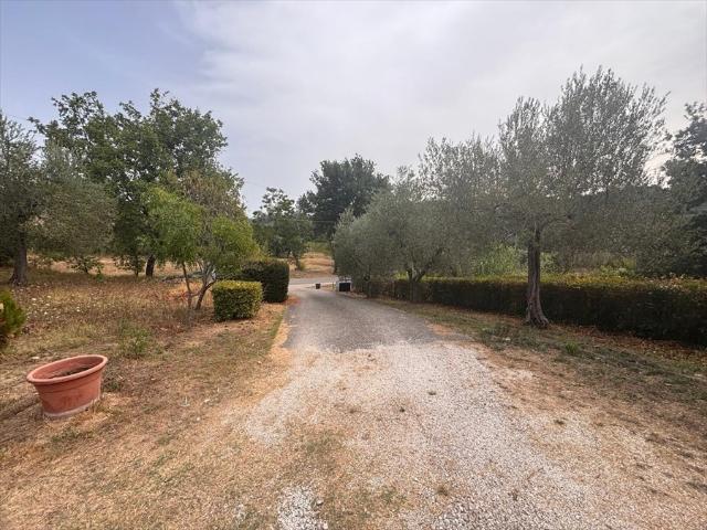 Casa indipendente in vendita a Chieti strada per villamagna 24