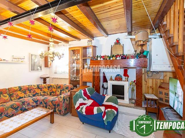 Casa indipendente in vendita a Chieve