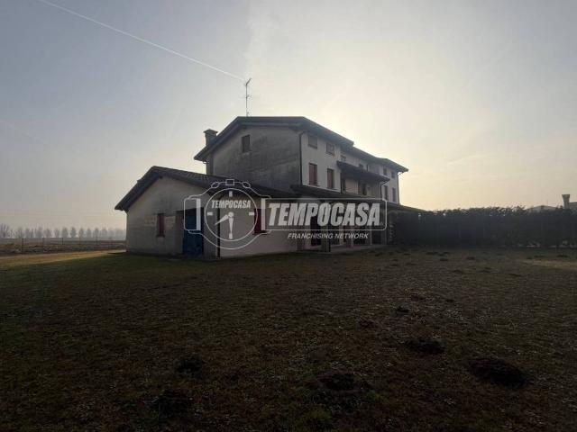 Casa indipendente in vendita a Chioggia VE