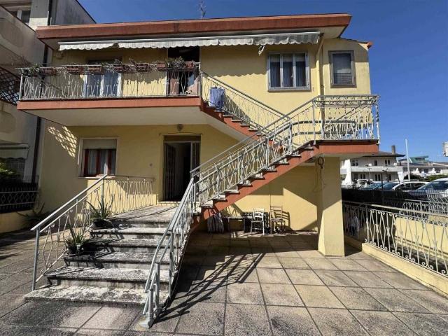 Casa indipendente in vendita a Chioggia VE