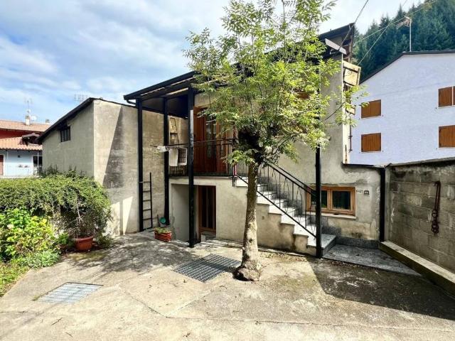 Casa indipendente in vendita a Chiusa di Pesio CN