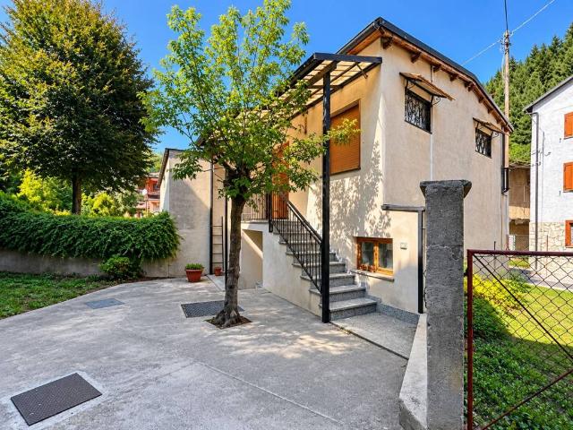 Casa indipendente in vendita a Chiusa di Pesio CN