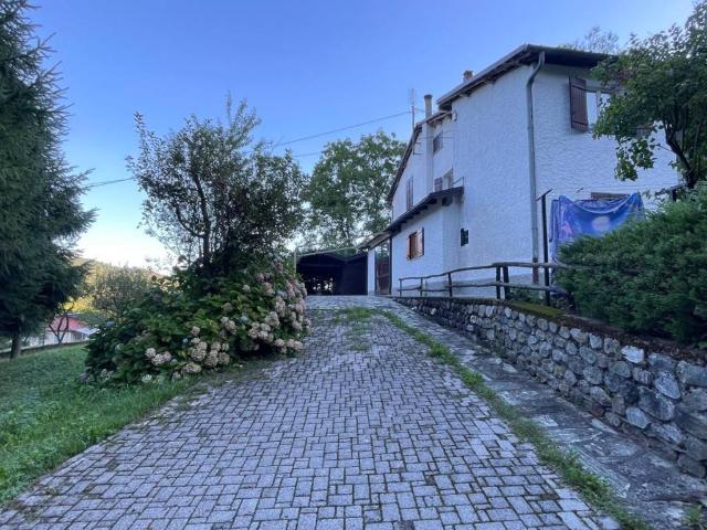 Casa indipendente in vendita a Chiusa di Pesio CN
