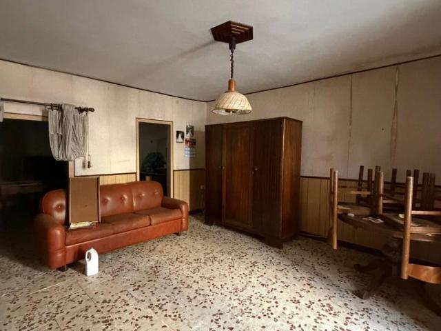 Casa indipendente in vendita a Chiusa Sclafani PA