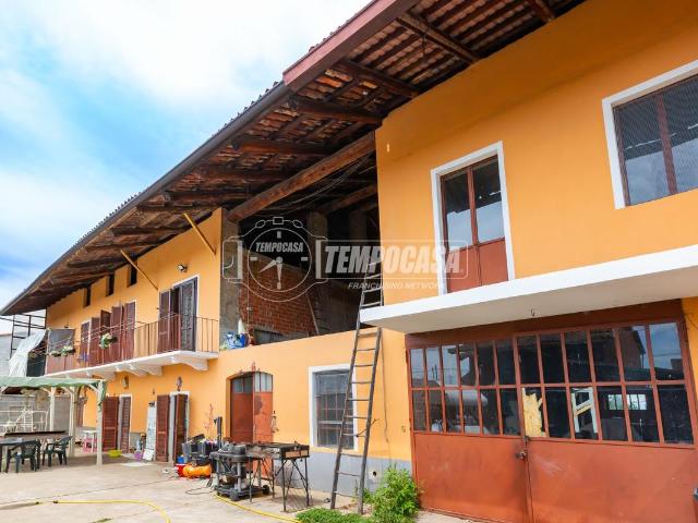 Casa indipendente in vendita a Chivasso