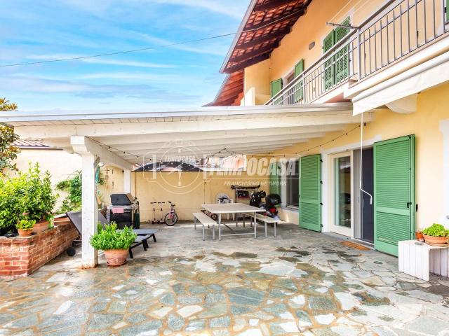 Casa indipendente in vendita a Chivasso