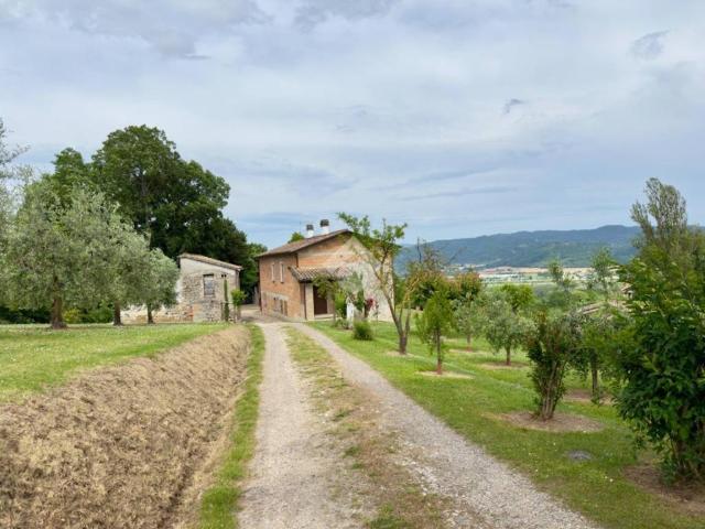Casa indipendente in vendita a Città di Castello PG