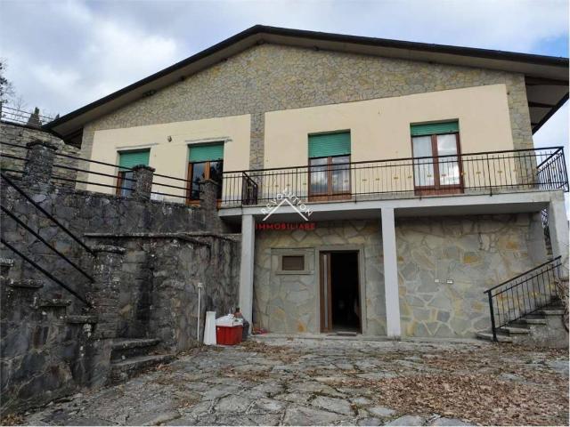 Casa indipendente in vendita a Città di Castello PG