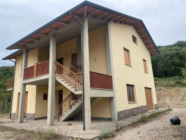 Casa indipendente in vendita a Città di Castello PG