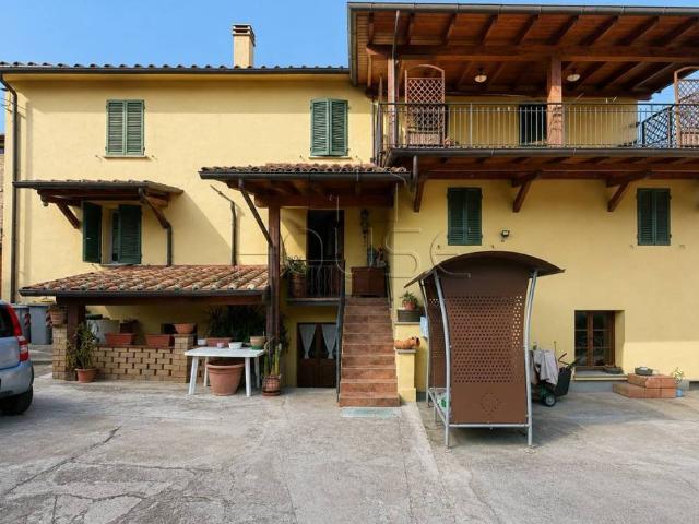 Casa indipendente in vendita a Città di Castello PG