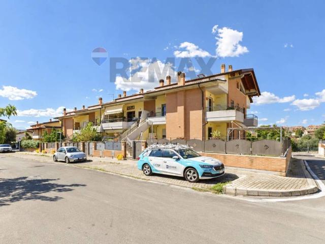 Casa indipendente in vendita a Città Sant'Angelo PE