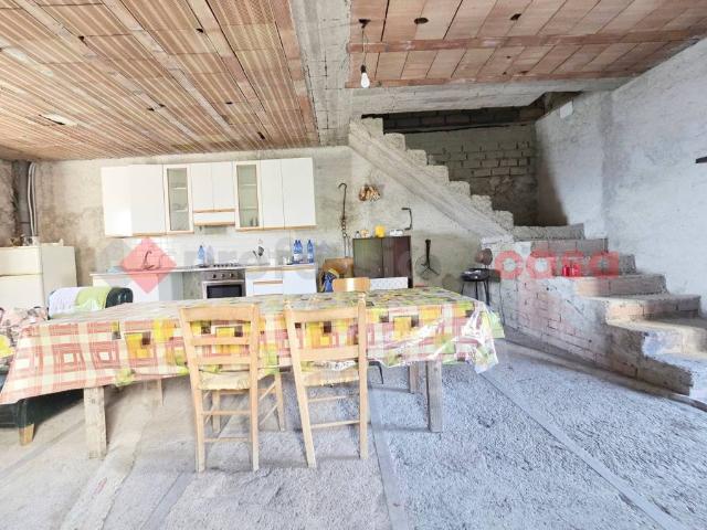 Casa indipendente in vendita a Cittaducale RI