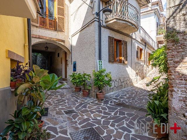 Casa indipendente in vendita a Cittaducale RI