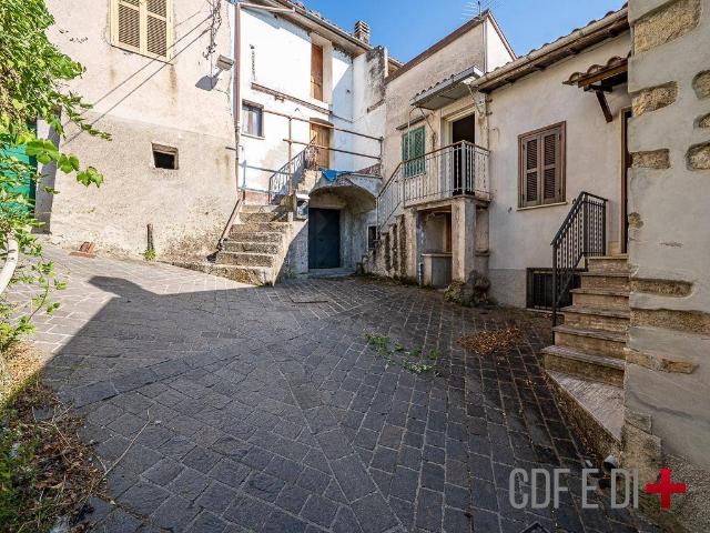Casa indipendente in vendita a Cittaducale RI