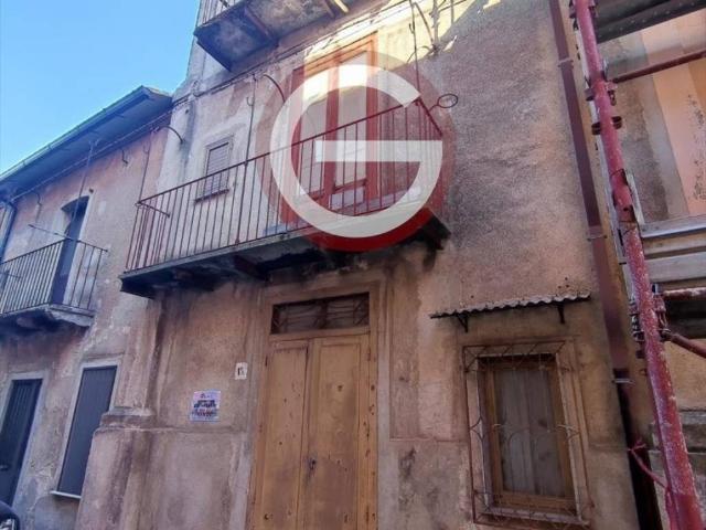 Casa indipendente in vendita a Cittanova RC