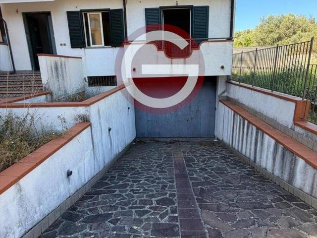 Casa indipendente in vendita a Cittanova RC