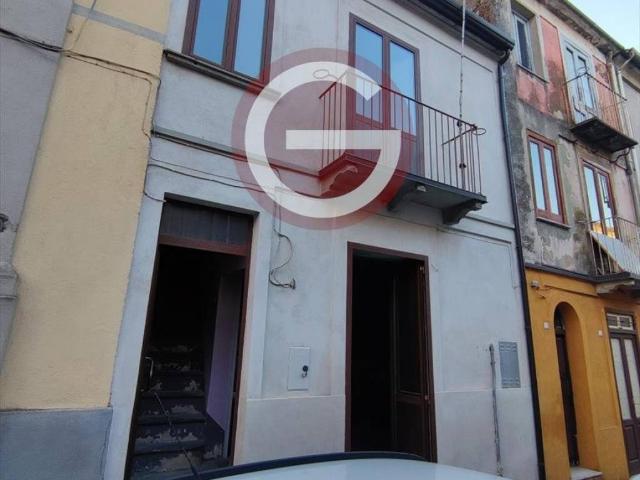 Casa indipendente in vendita a Cittanova RC