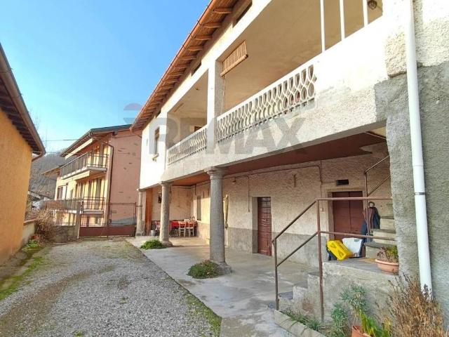 Casa indipendente in vendita a Cittiglio VA