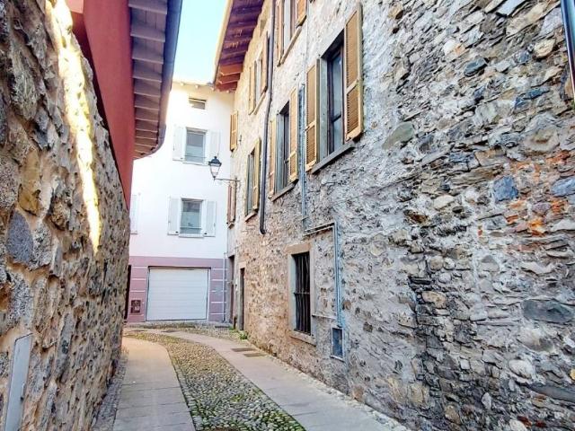 Casa indipendente in vendita a Cividate Camuno BS