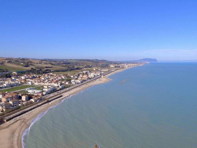 Casa indipendente in vendita a Civitanova Marche MC