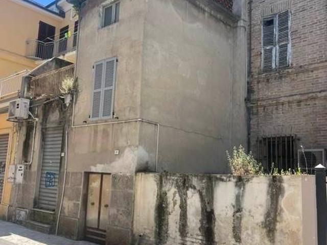 Casa indipendente in vendita a Civitanova Marche MC