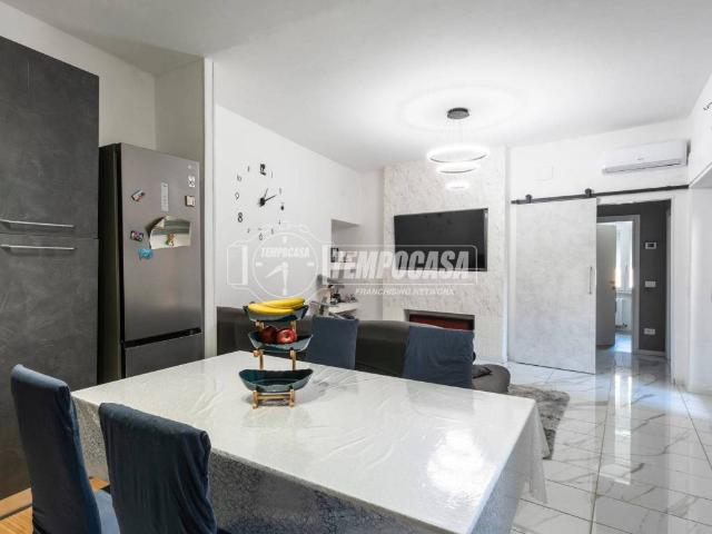 Casa indipendente in vendita a Civitanova Marche MC