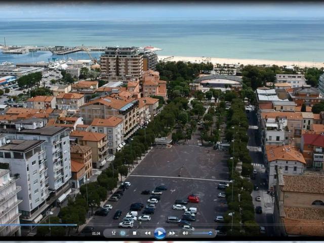 Casa indipendente in vendita a Civitanova Marche MC