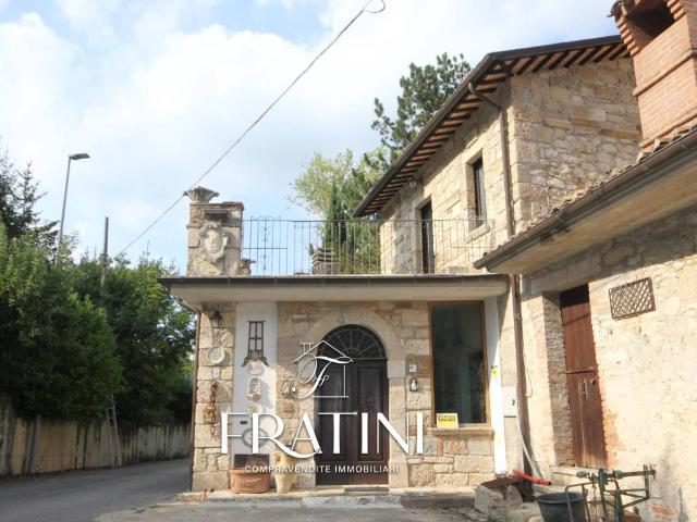 Casa indipendente in vendita a Civitella del Tronto TE