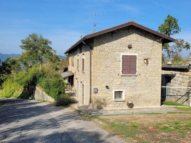 Casa indipendente in vendita a Civitella di Romagna FC