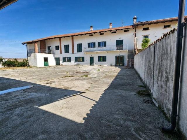 Casa indipendente in vendita a Cigliano VC