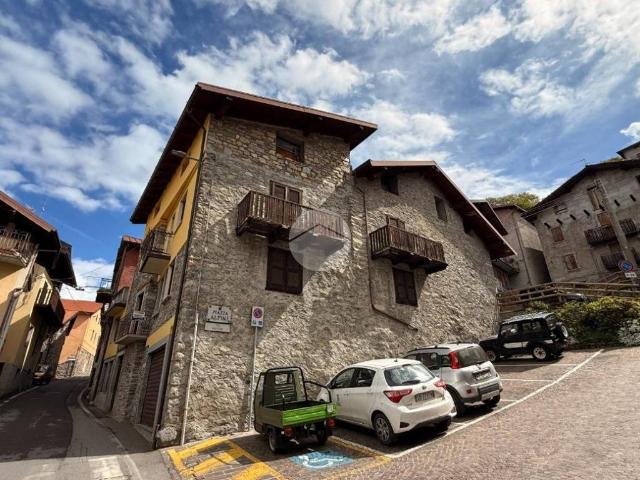 Casa indipendente in vendita a Cimbergo BS