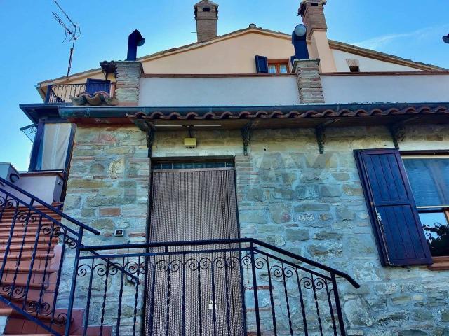 Casa indipendente in vendita a Cingoli
