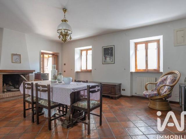 Casa indipendente in vendita a Cingoli MC