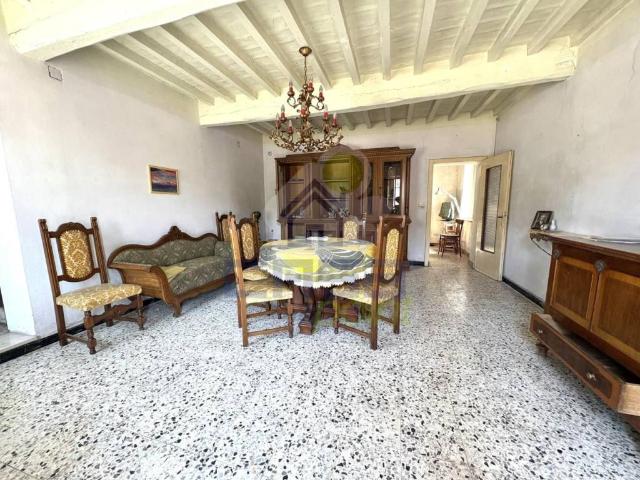 Casa indipendente in vendita a Cingia de' Botti CR
