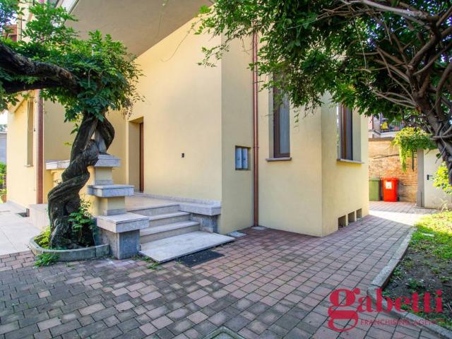 Villa in vendita a Cinisello Balsamo MI