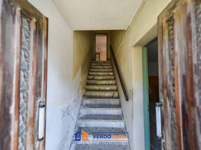 Casa indipendente in vendita a Cinzano TO