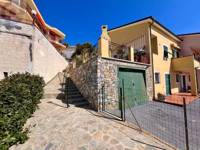 Villetta a schiera in vendita a Cipressa IM
