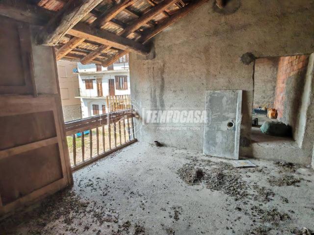 Casa indipendente in vendita a Cirimido CO