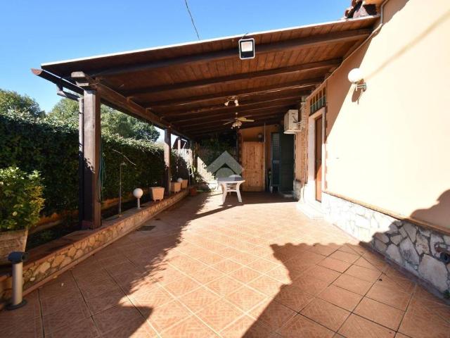 Casa indipendente in vendita a Cisterna di Latina LT