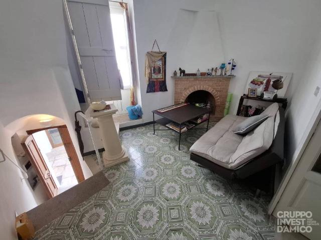 Casa indipendente in vendita a Cisternino BR