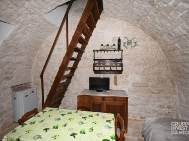 Casa indipendente in vendita a Cisternino BR