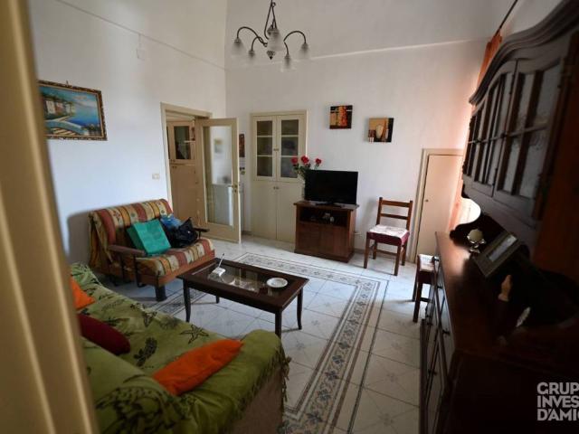 Casa indipendente in vendita a Cisternino BR