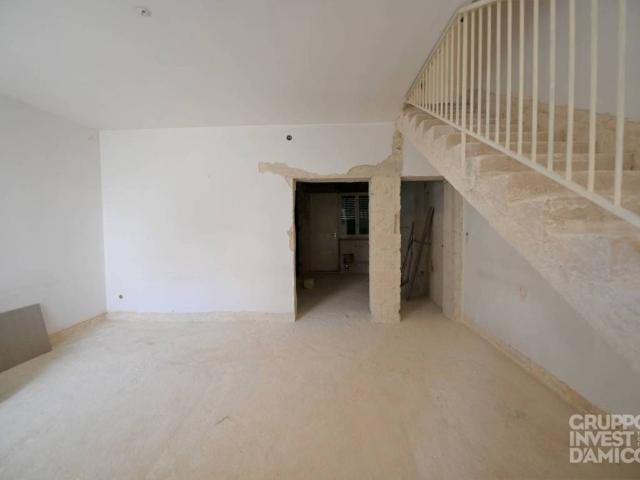 Casa indipendente in vendita a Cisternino BR