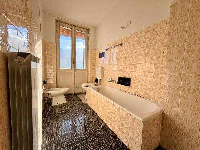 Casa indipendente in vendita a Clusone BG