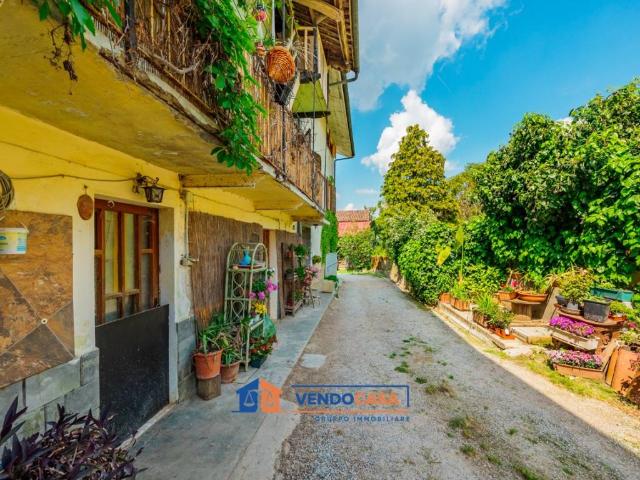 Casa indipendente in vendita a Clavesana CN