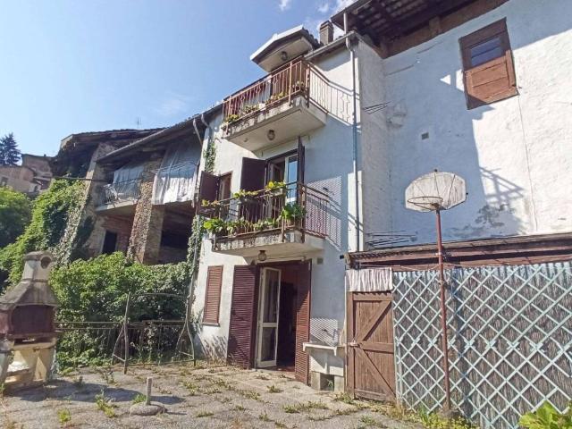 Casa indipendente in vendita a Clavesana CN